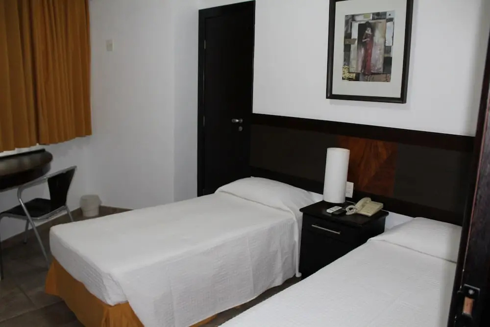 Hotel Dom Henrique - Chambres