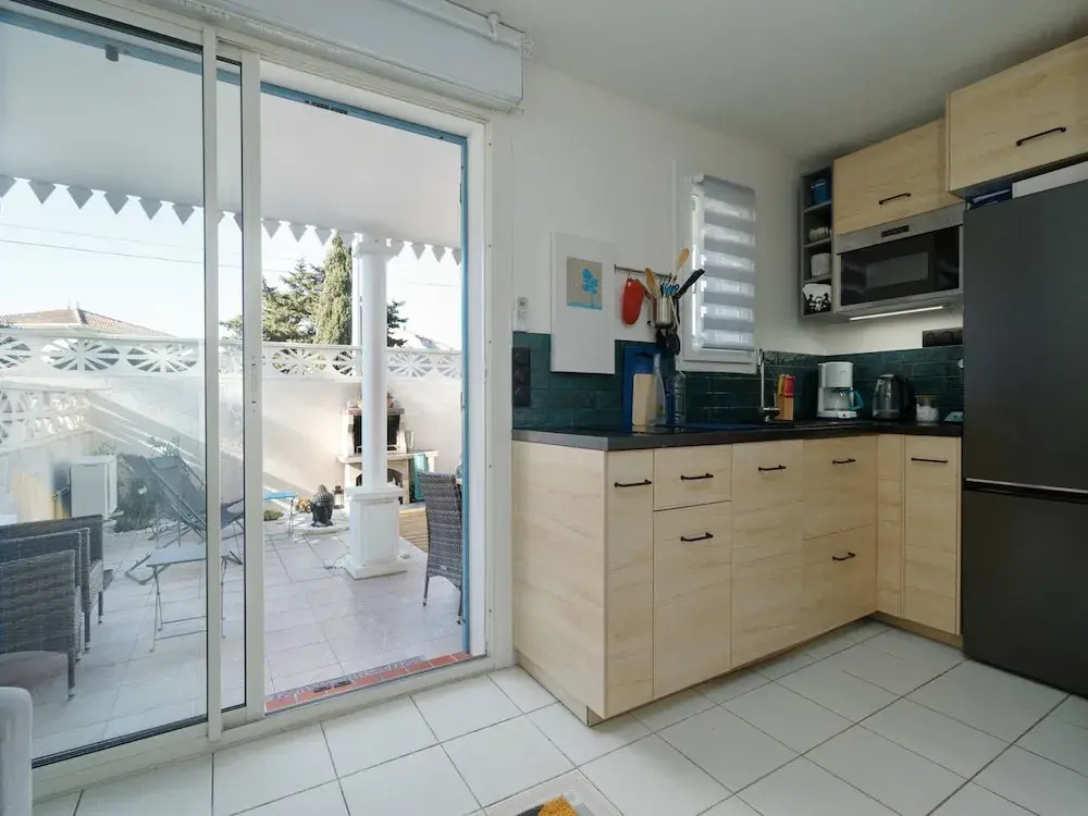 Voir la photo 3 — Beachside Apartment With Pool