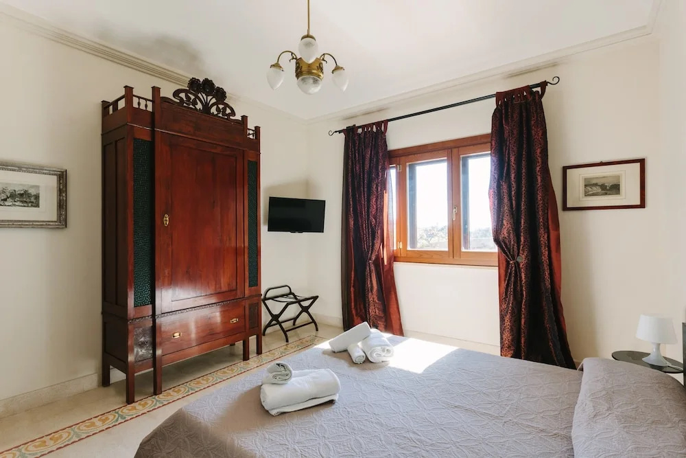 2 Bedrooms Deluxe room