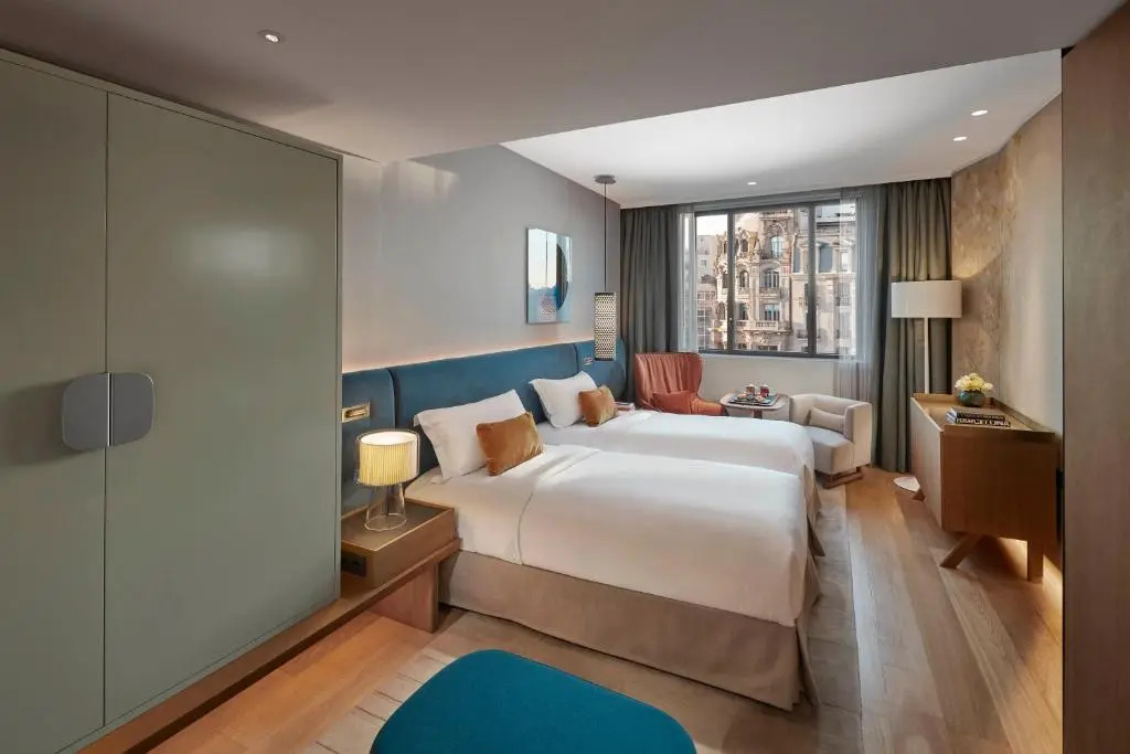 Deluxe Boulevard Double room (twin beds)