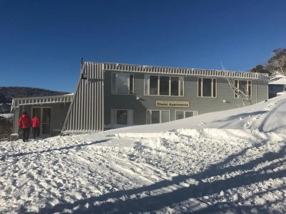 Smiggins Hotel & Chalet Apartments