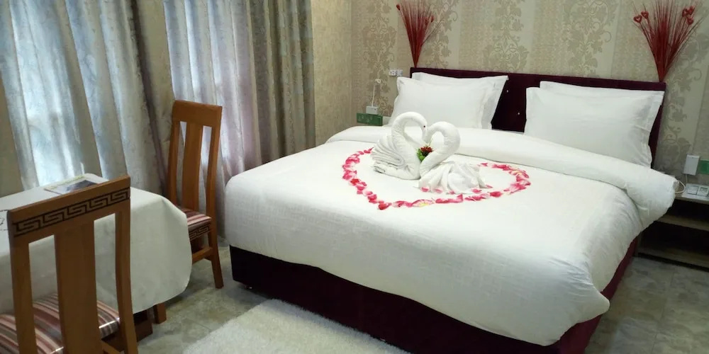 Deluxe Double room with balcony and with city view (full double bed)