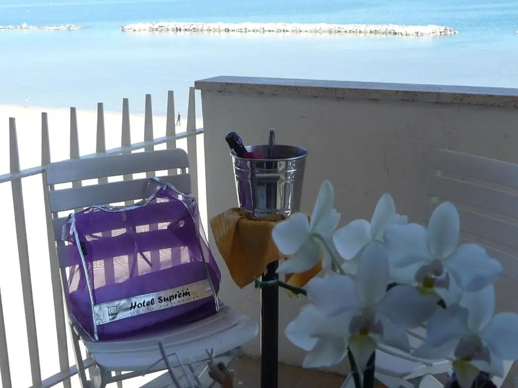 Standard Quadruple room with sea view