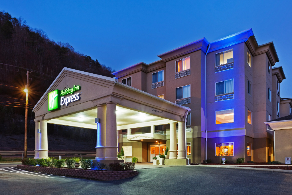 Holiday Inn Express Hotel & Suites Pikeville by IHG