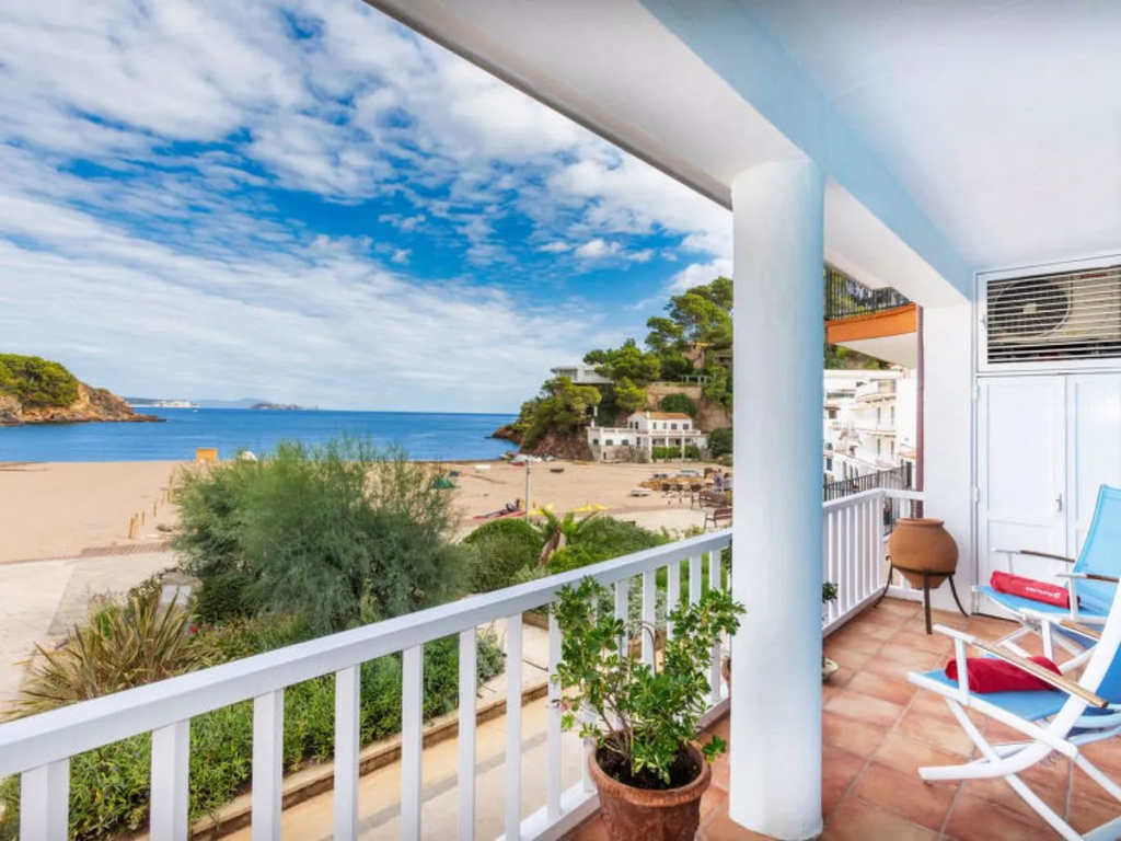 Balcony & Terrace