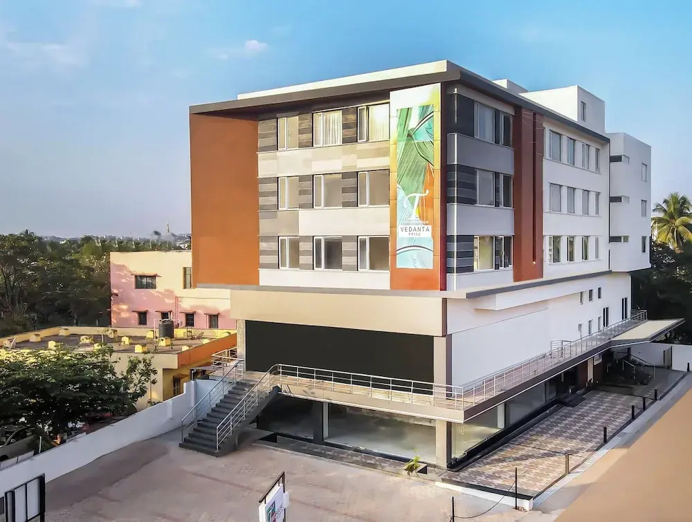 TreeHouse Vedanta Pride — фото