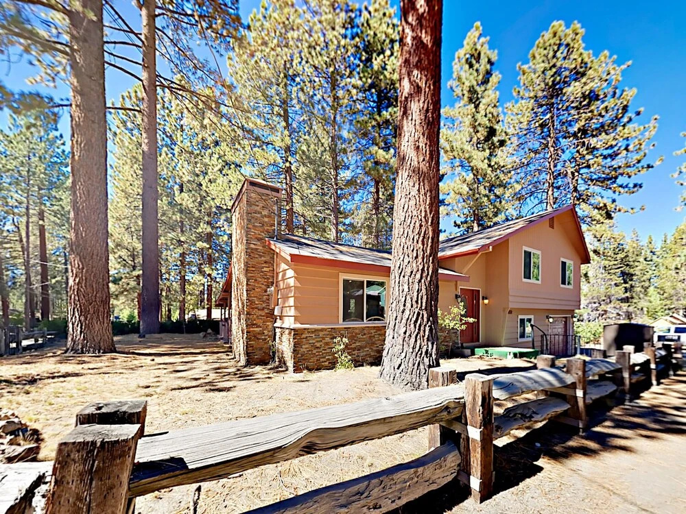 1062 Glenwood Way - 4 Br Home