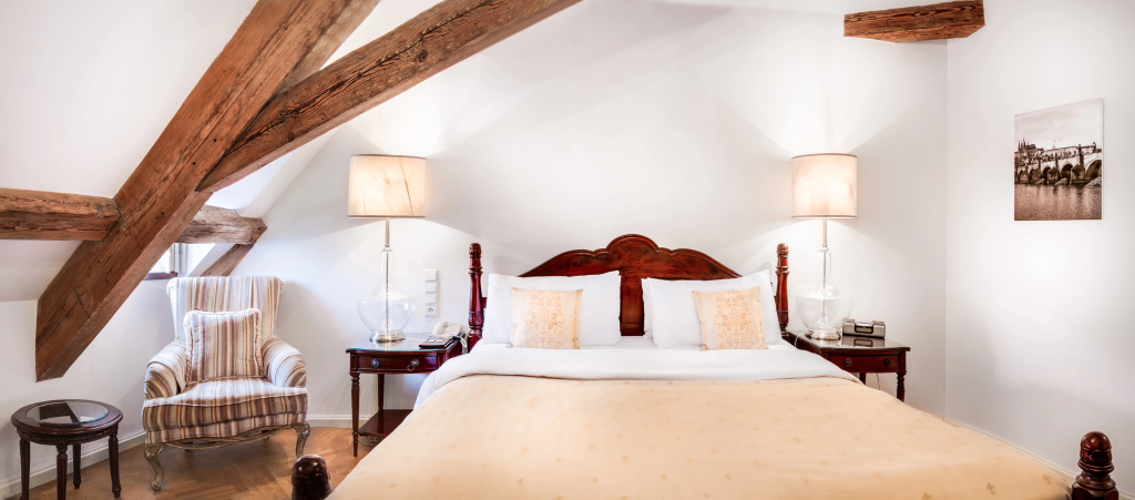 Superior Double room (full double bed)