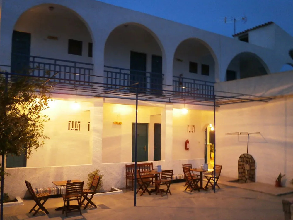 Hotel Flisvos