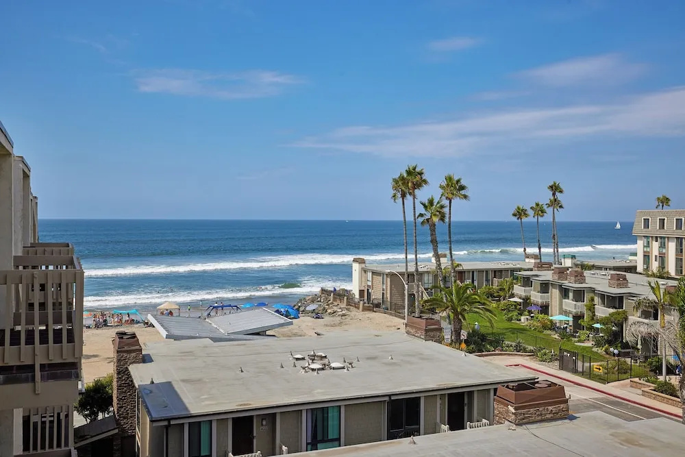 Oceanside Beach Condo