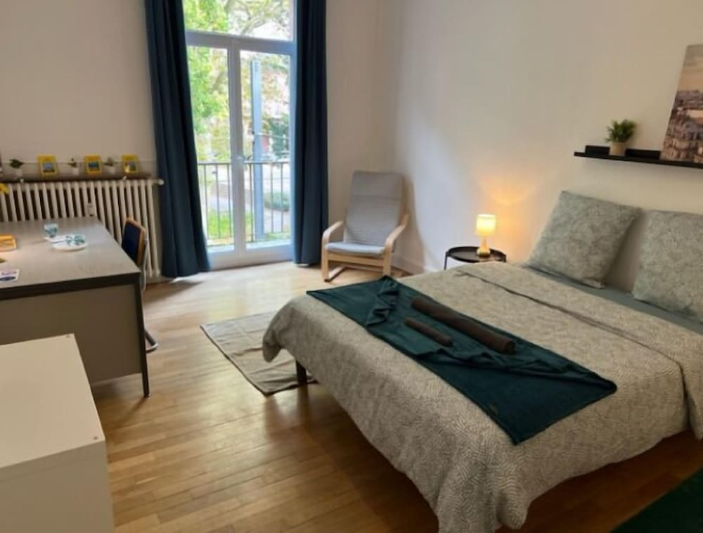 Voir la photo 3 — Chambres privées Private room