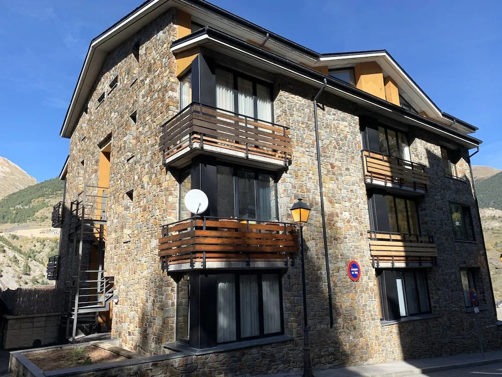 Apartamentos Canillo Ribagrossa 3000