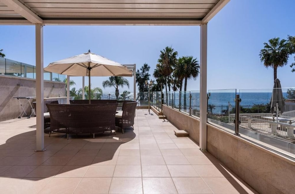 Beachfront Luxury Living Limassol