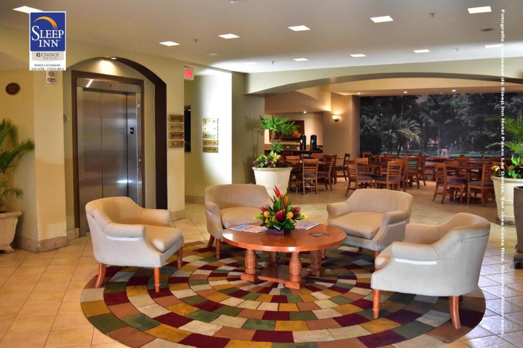 Sleep Inn Hotel Paseo Las Damas - 12