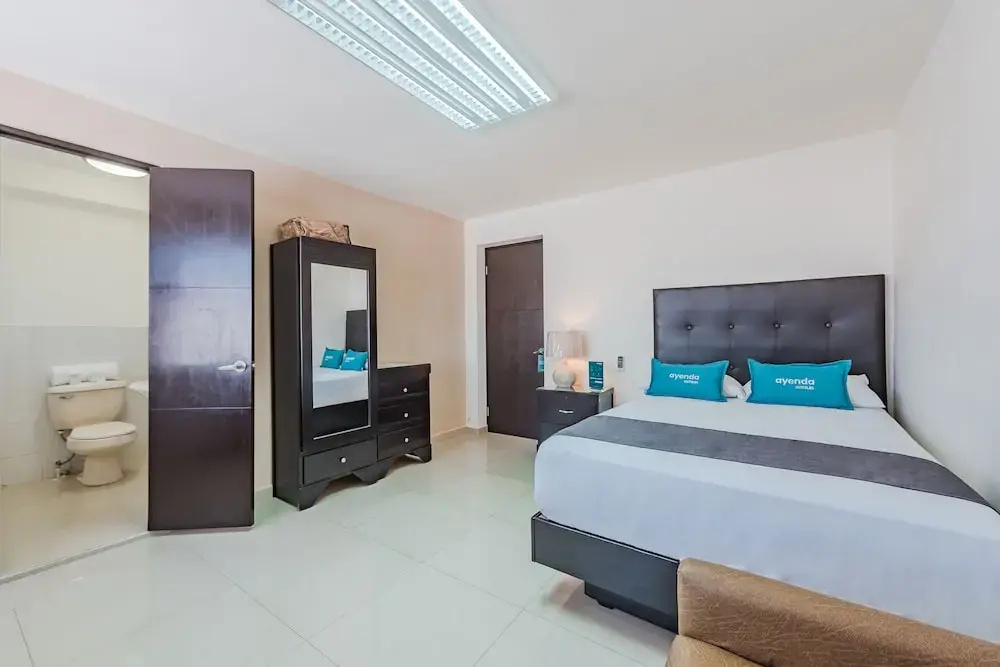 Superior Double room (full double bed)