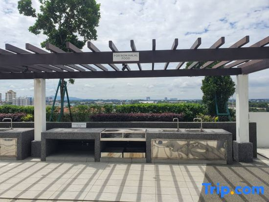 Cozy Spacious Home w/ 2 BR @ SKS Habitat Larkin JB