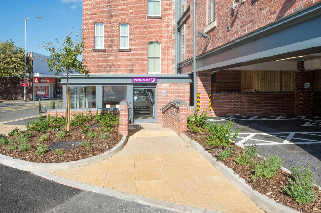 Premier Inn Leek Town Centre - Général