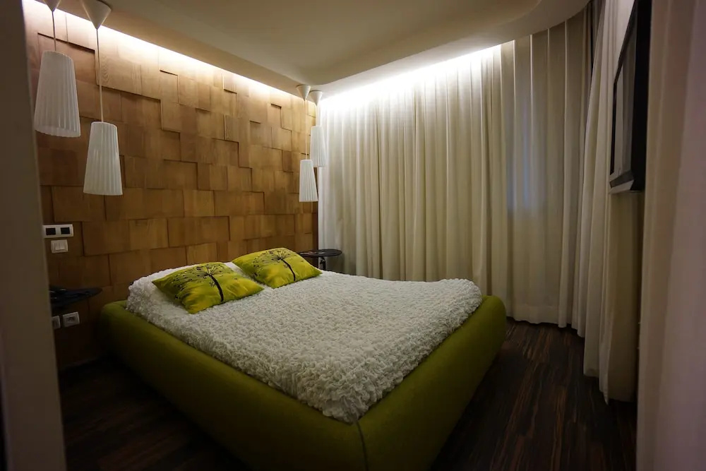 Double Junior Suite (full double bed)