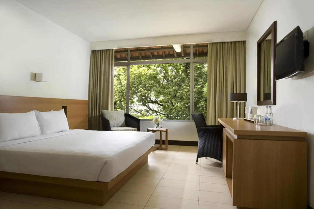 Hotel Santika Bandung - фото 6