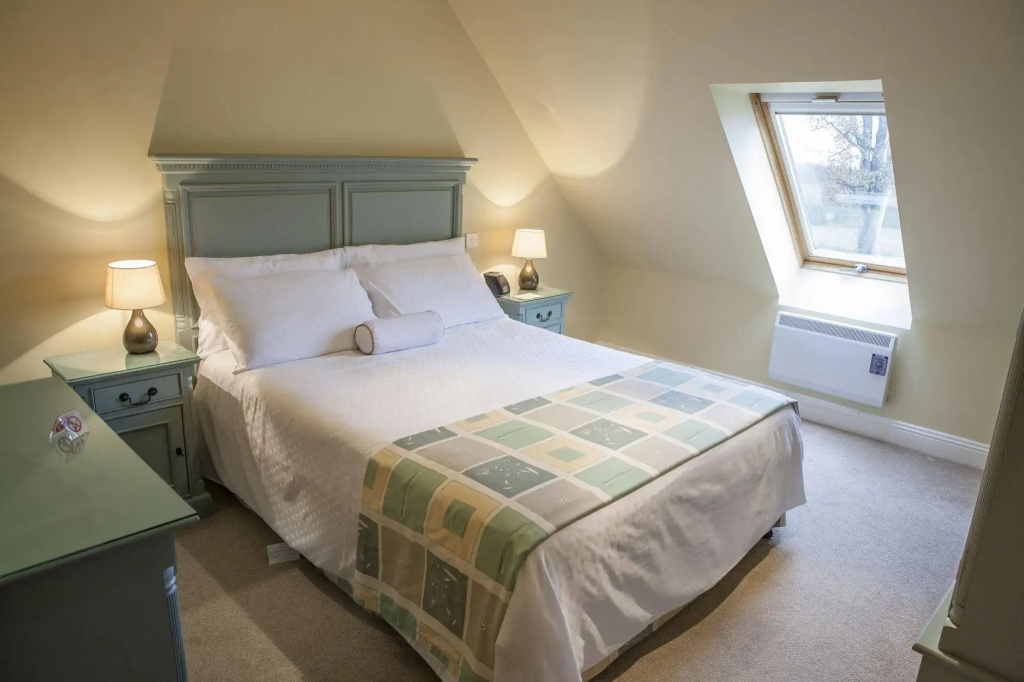 East Clare Golf Village - Général
