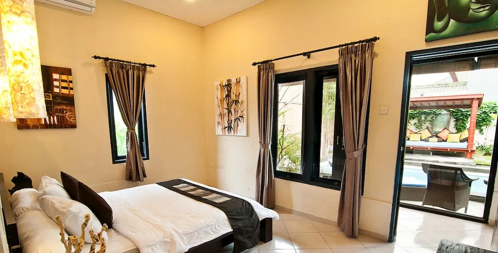 Deluxe Villa