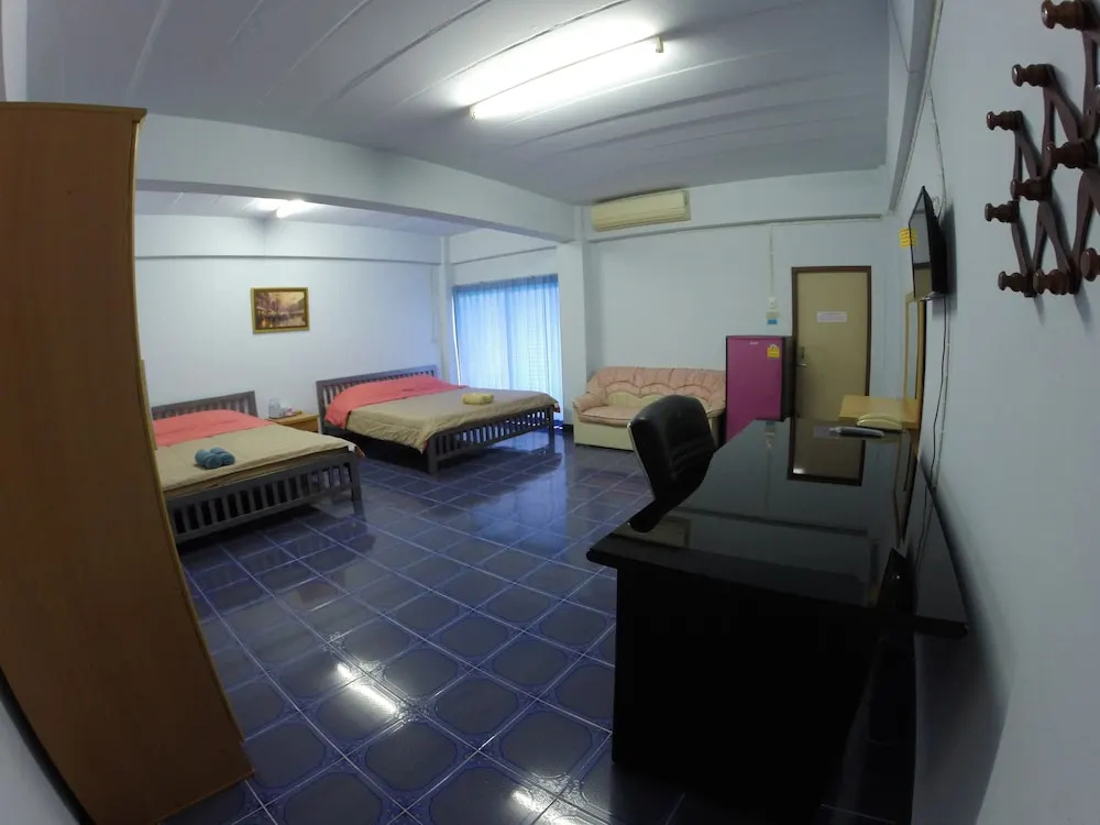 Hotel photo 12