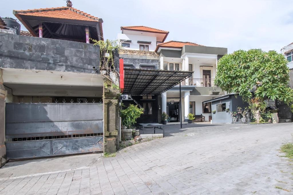 OYO 2836 Sekar Sari Residence