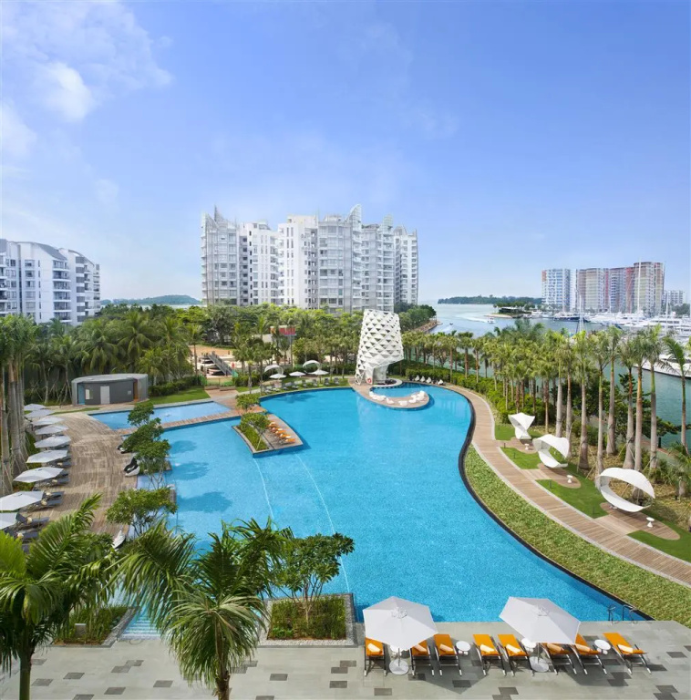 Beach & Waterfront