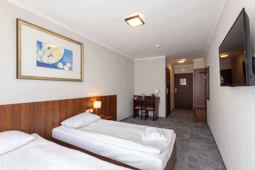 Hit Hotel - Général