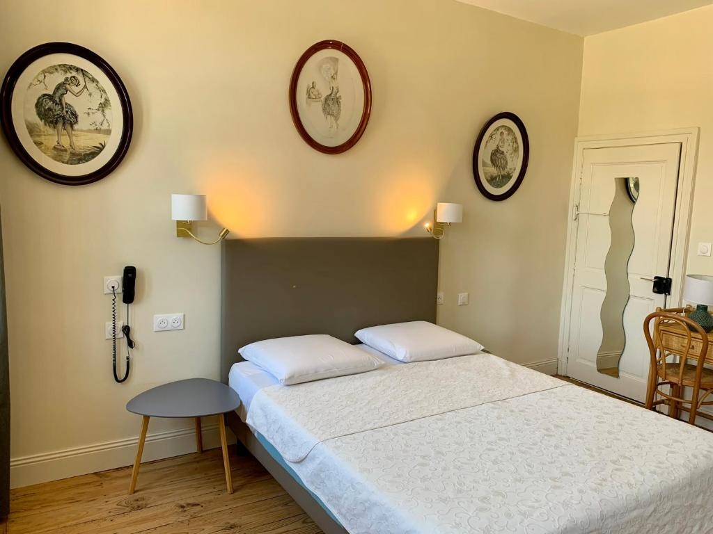 Superior Double room (full double bed)