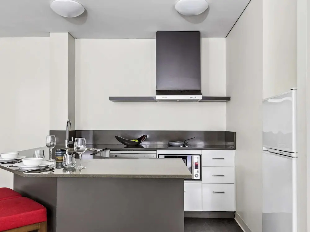 1 Bedroom Double Apartment with balcony (full double bed)