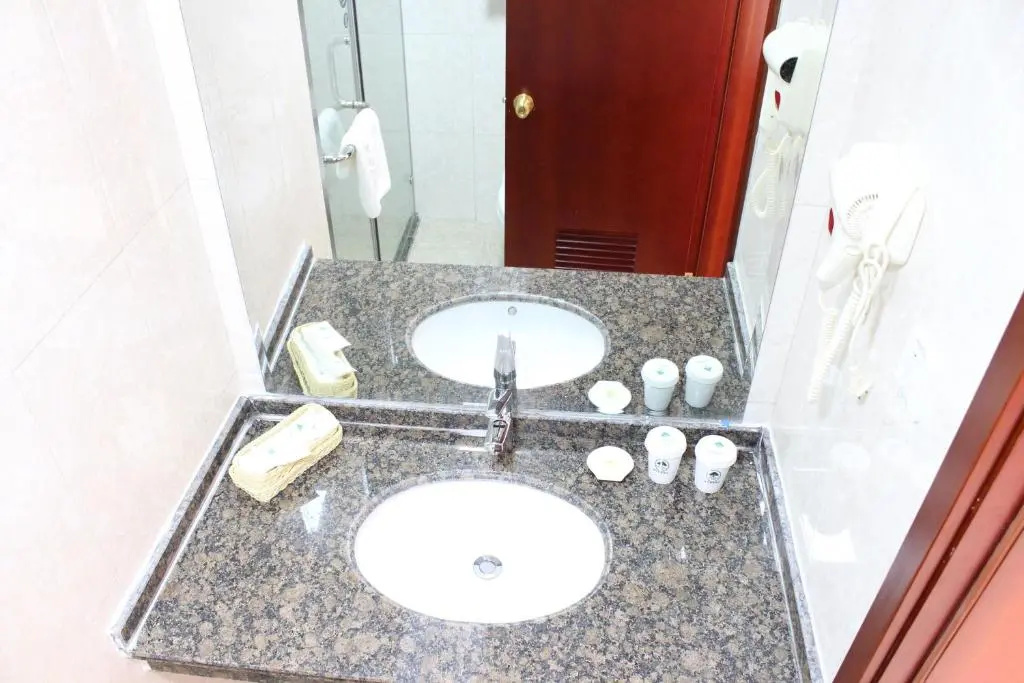 GreenTree Inn Shanghai South Railway Station Xujiahui Stadium Subway Station Shell Hotel - Chambres