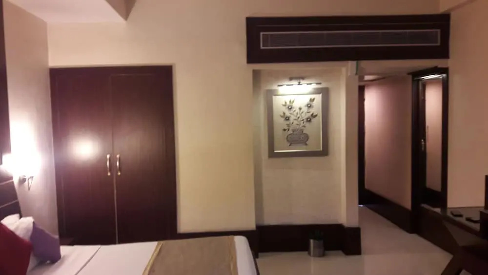 Hotel Satya Ashoka - Chambres