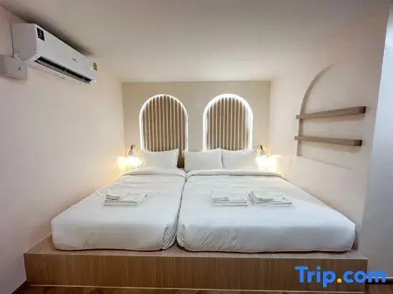 3 Bedrooms Standard Double Family room (full double bed)