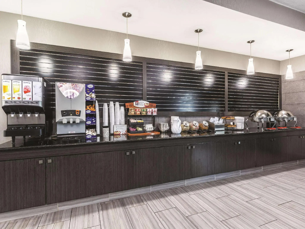 Platinum Inn & Suites Webster - Général