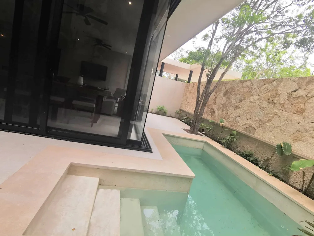 Balcony & Terrace