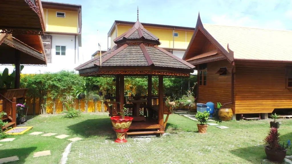 Golden Teak Resort Baan Sapparot - Chambres