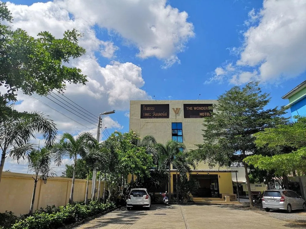 The Wonders Hotel