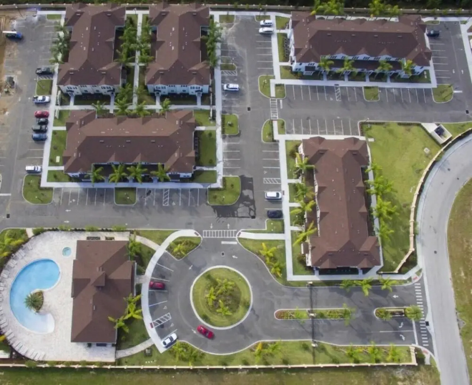Beautiful Townhouse Next to Disney Parks 24