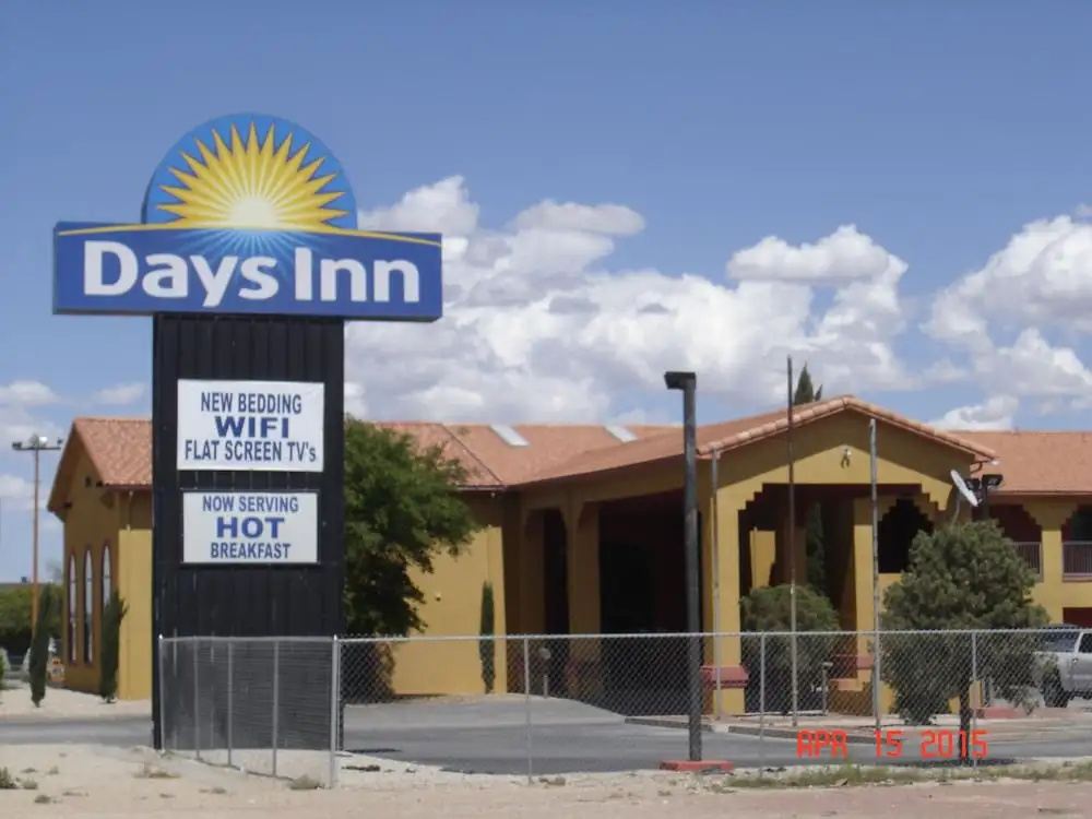 Days Inn By Wyndham Carlsbad, Nm — фото