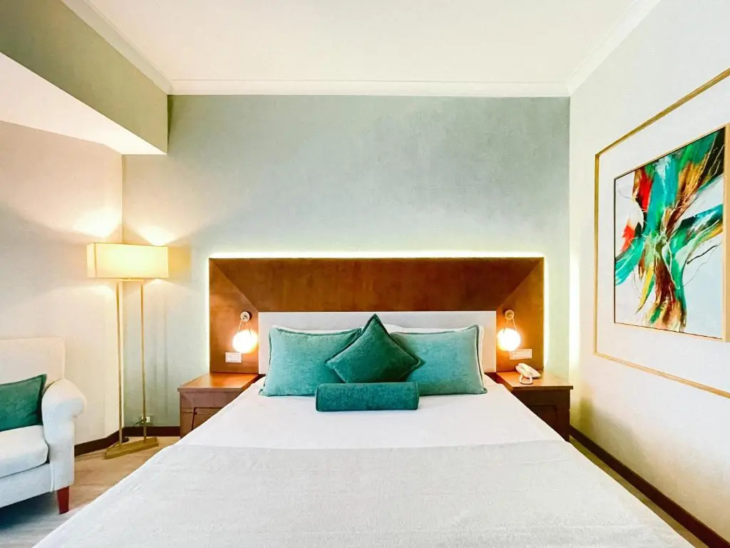 Premium Double room (full double bed)