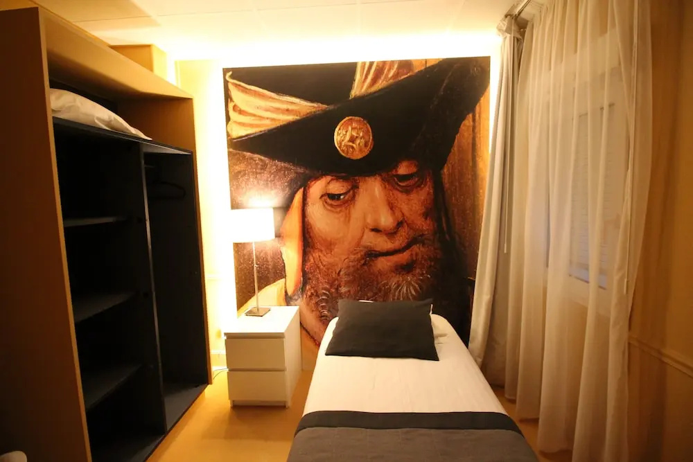 Standard Single room (single bed)