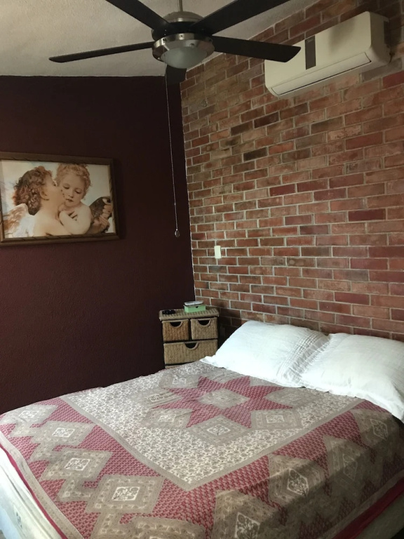 Classic Double room (full double bed)