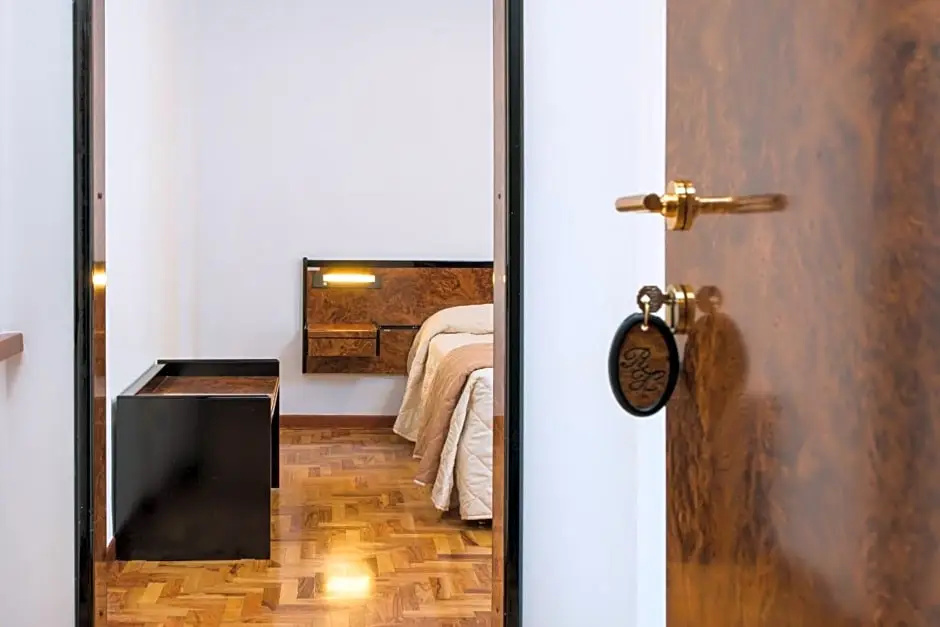 Royal Hotel - Chambres