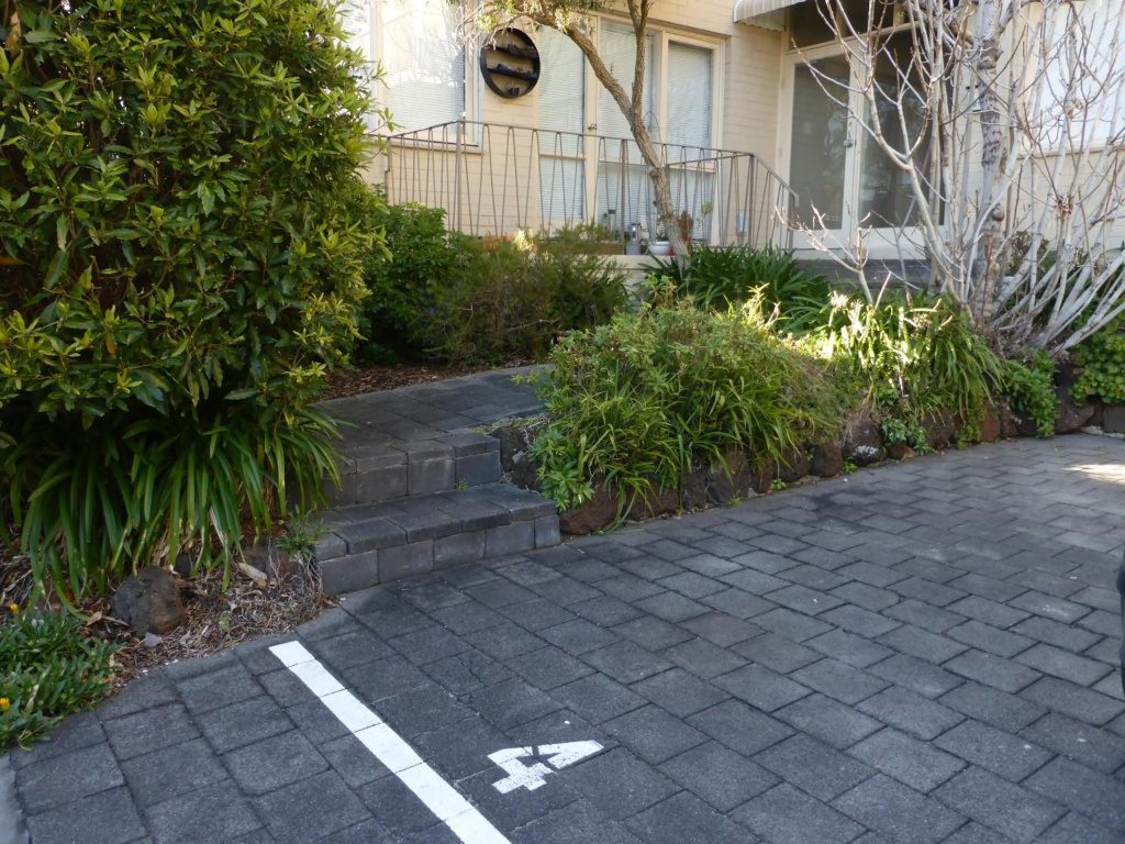 Glen Iris, Quiet Boutique 2 bedroom Netflix, WIFI, Parking, Free Wine