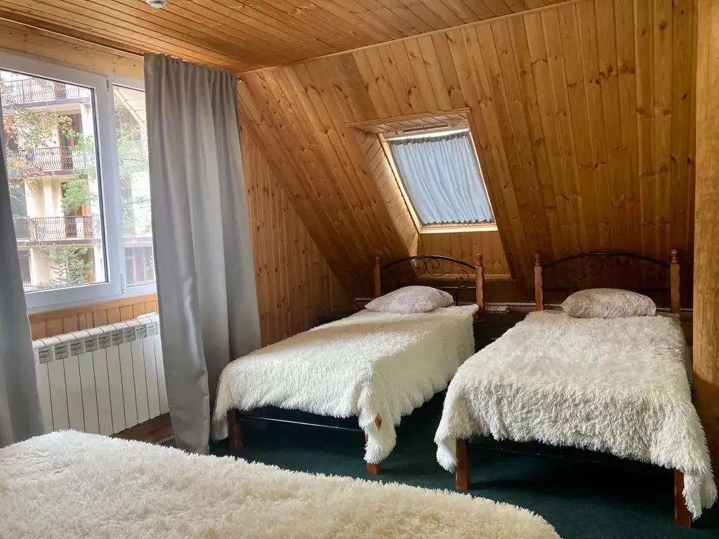 Ushba Guest House - фото 8