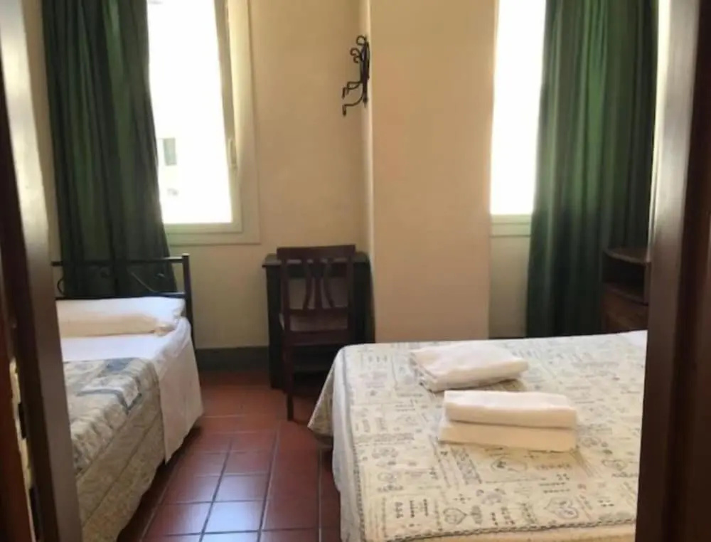 Triple room