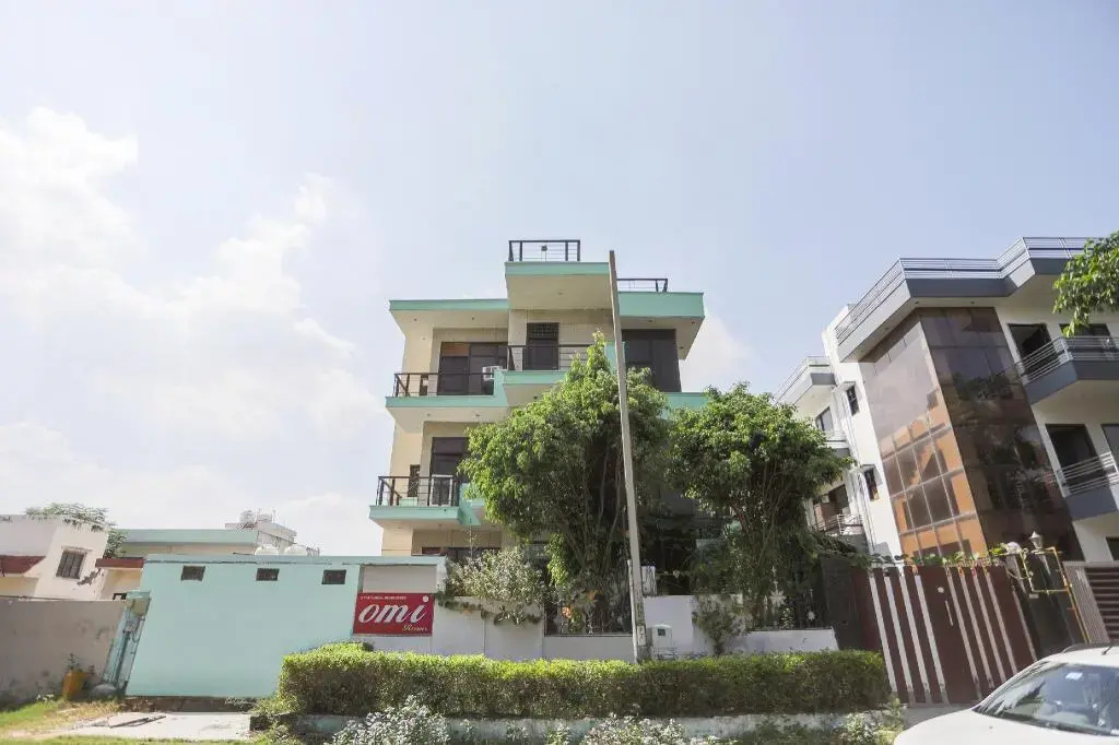 Omi Guest House by OYO Rooms