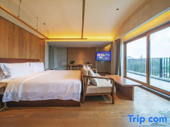 Premier room