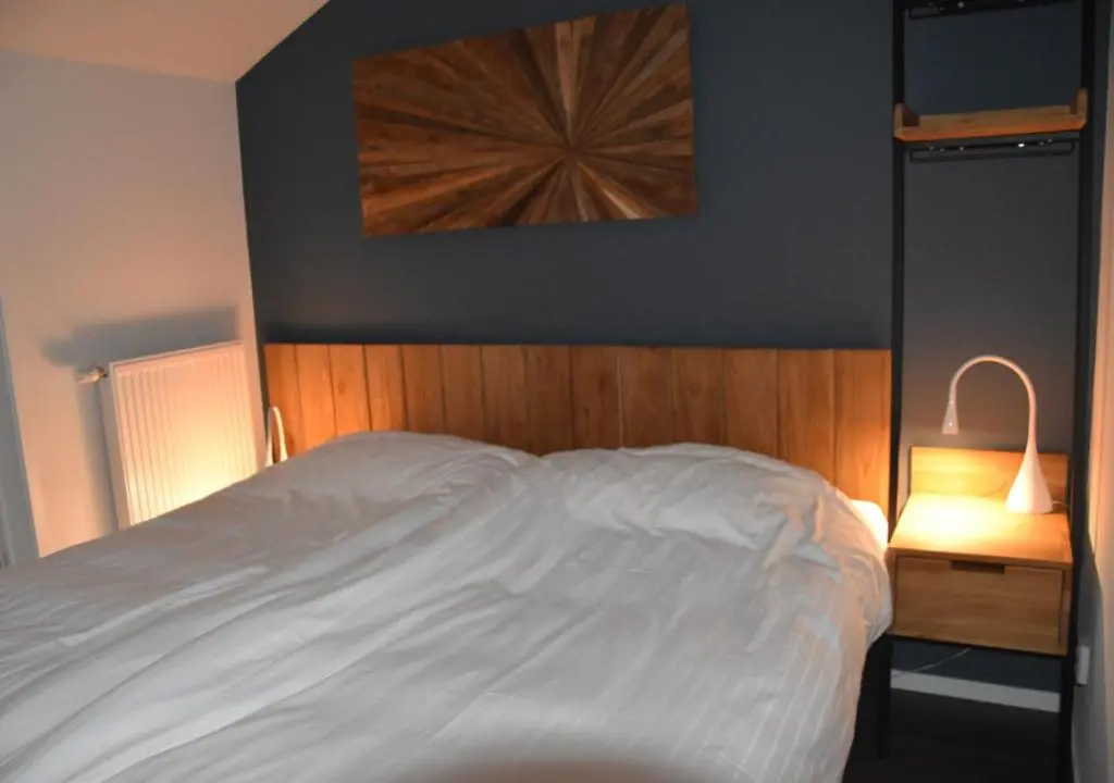 3 Bedrooms Bungalow